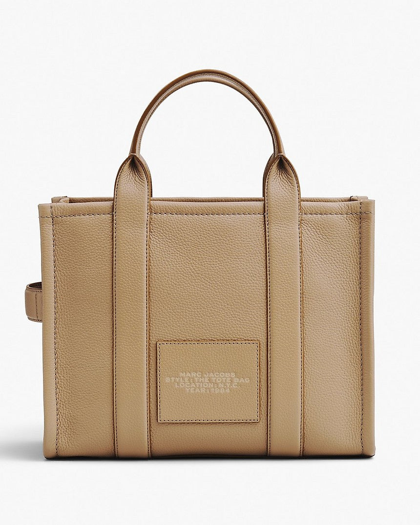 Marc Jacob’s THE LEATHER
MEDIUM TOTE BAG