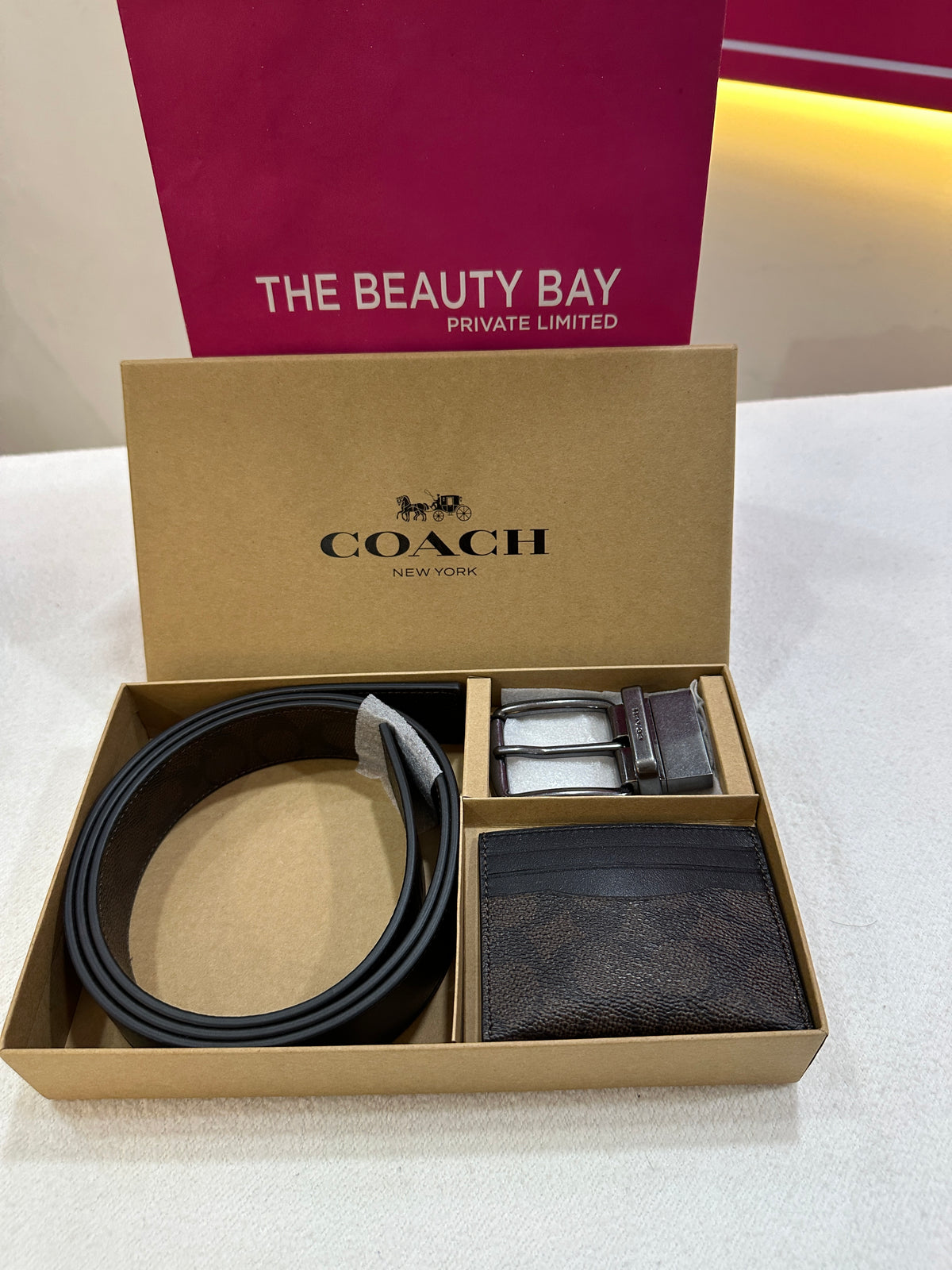 Boxed Card Case And Belt Set In Signature Canvas