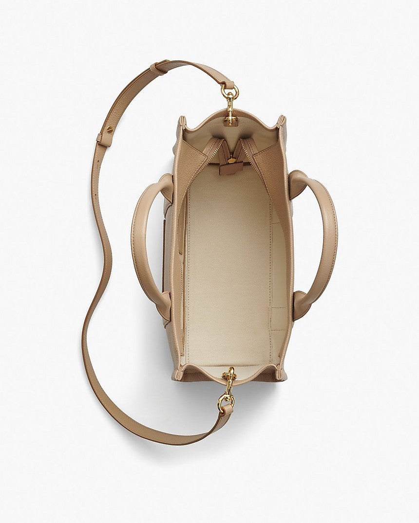 Marc Jacob’s THE LEATHER
MEDIUM TOTE BAG