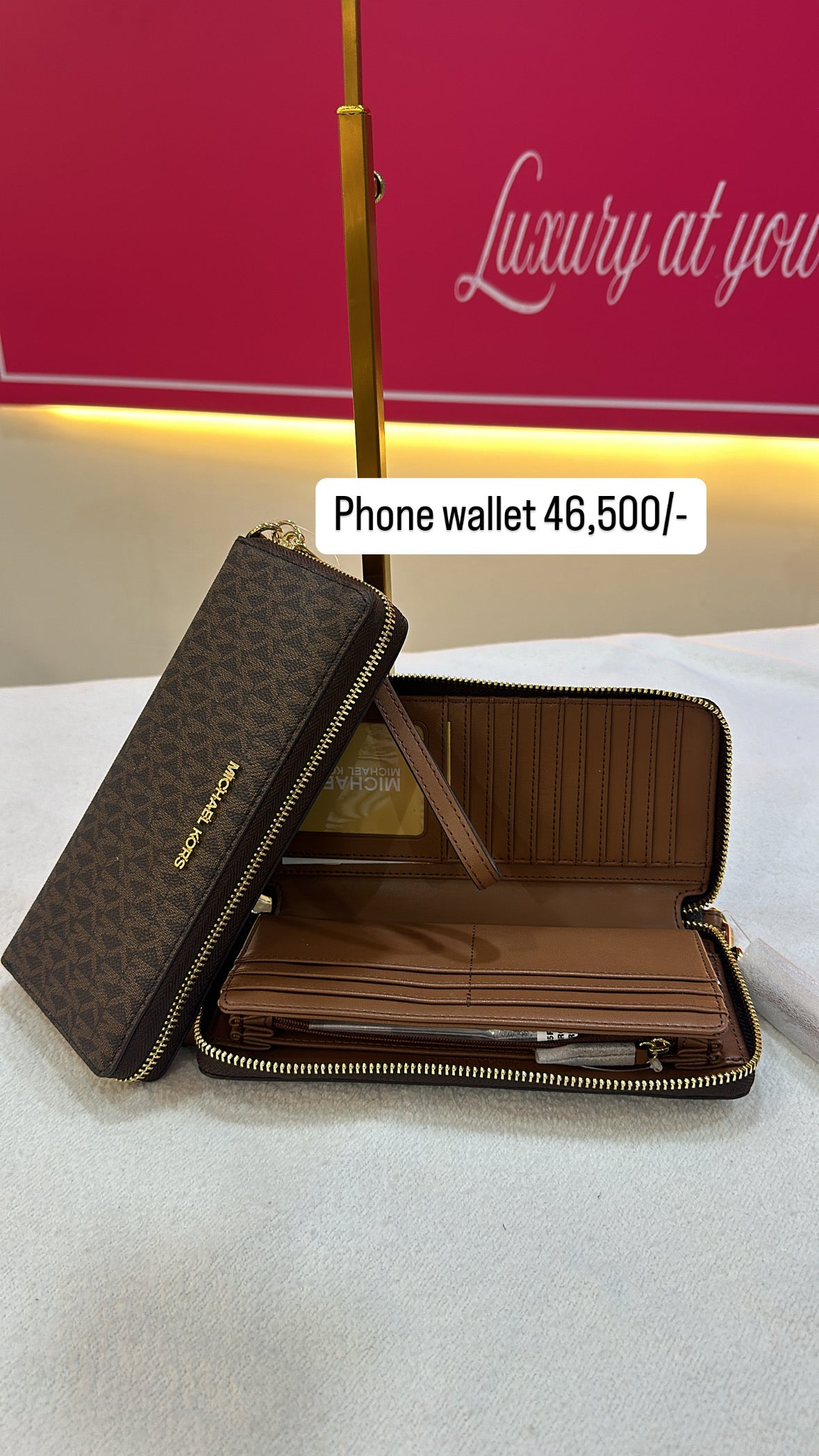Micheal Kors Large Logo Continental phone Wallet