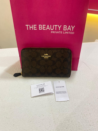Coach Medium Id Zip Wallet In Signature Canvas