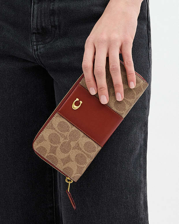Essential Slim Accordion Zip Wallet In Signature Canvas