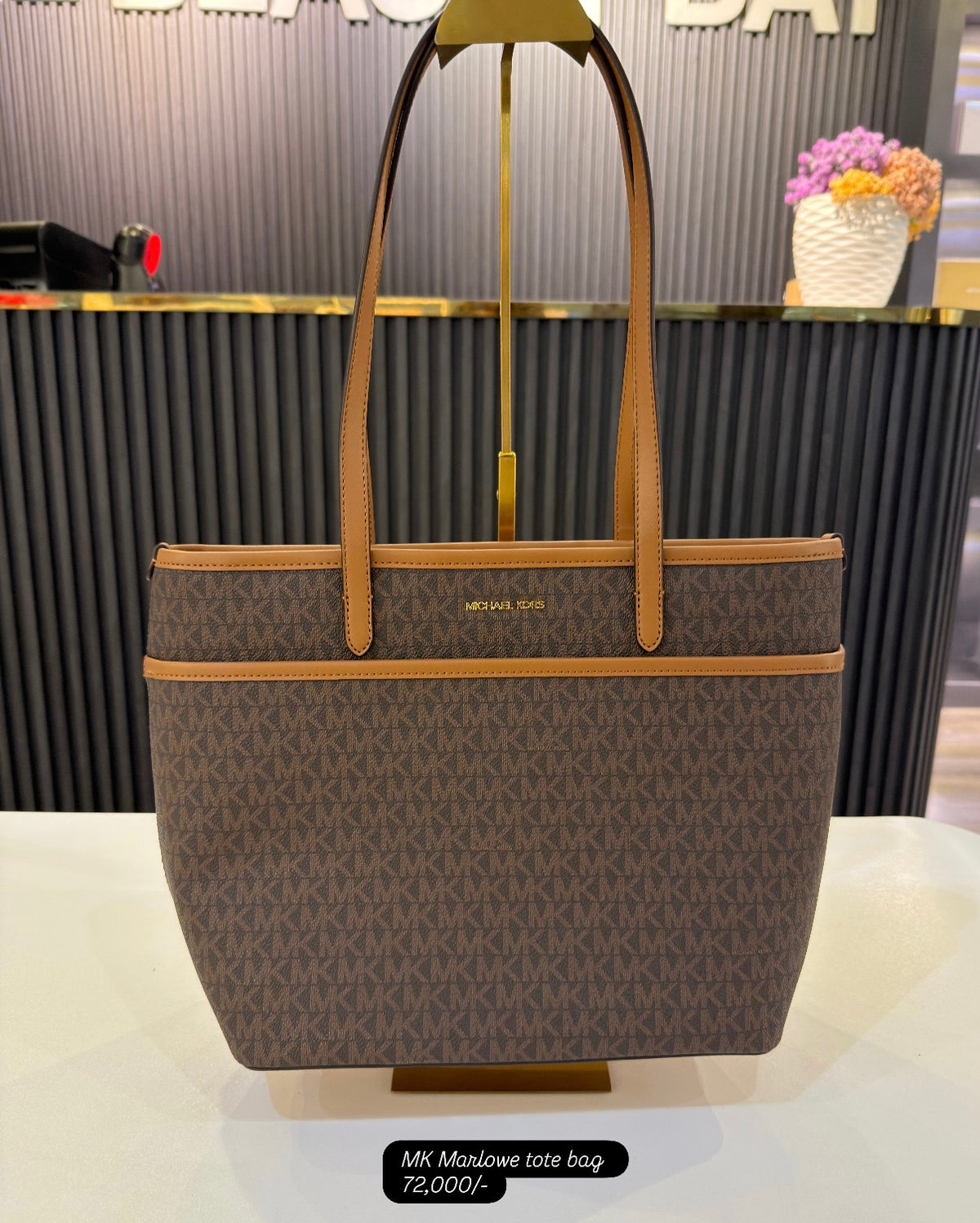 Michael Kors Marlowe Medium Signature Logo Pocket Tote Bag