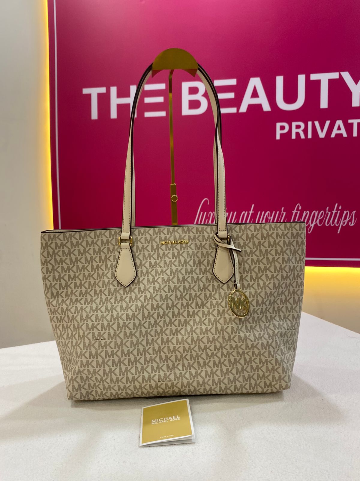 Michael Kors Sheila Large Signature Logo Tote Bag