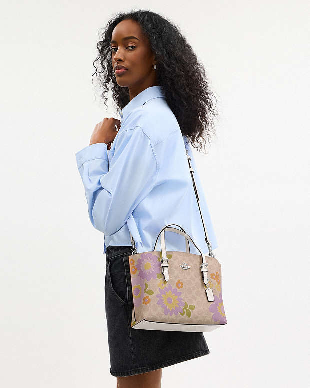 Mollie Tote Bag 25 In Signature Canvas