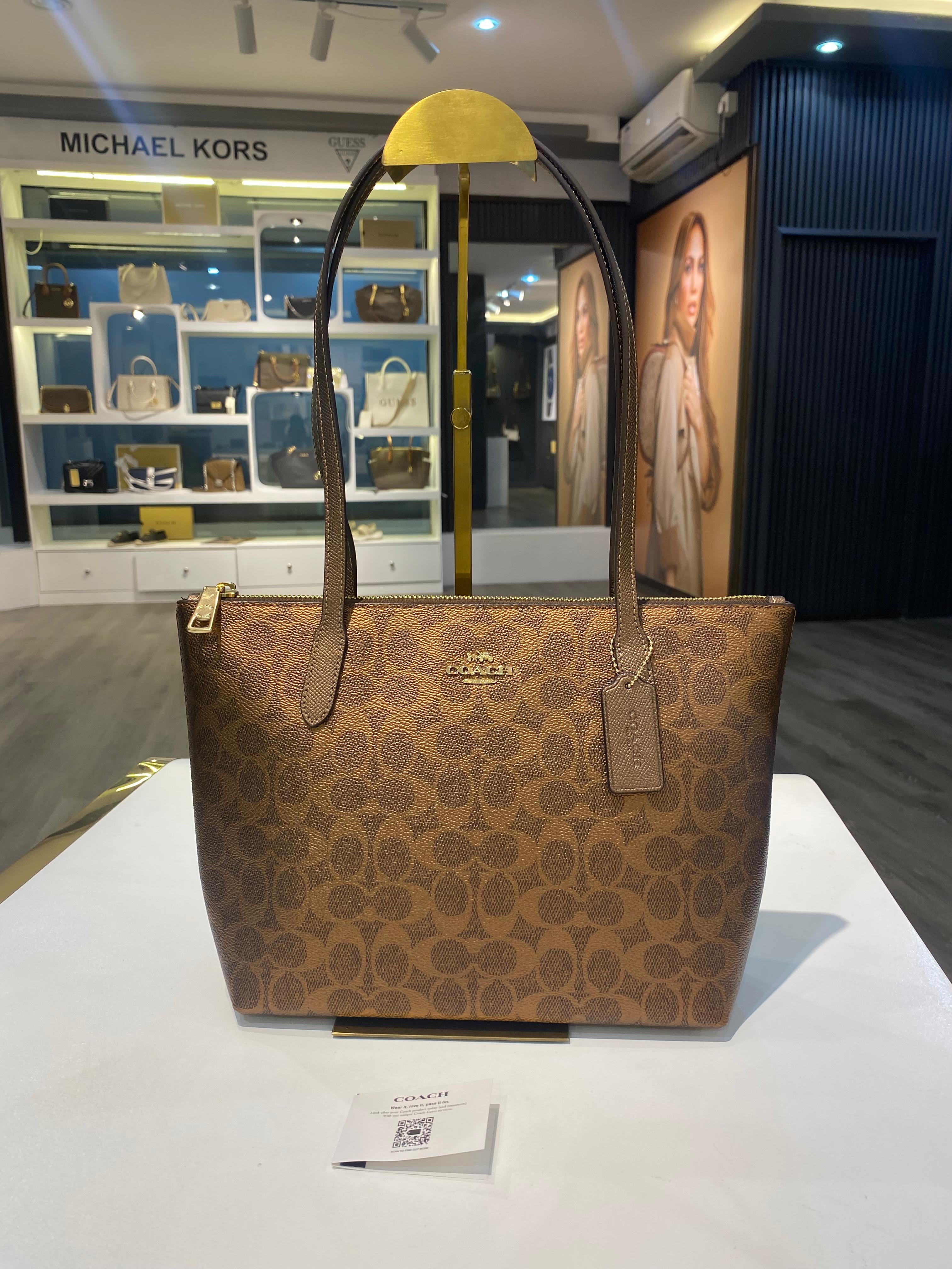 Coach Fiona Zip Tote Bag