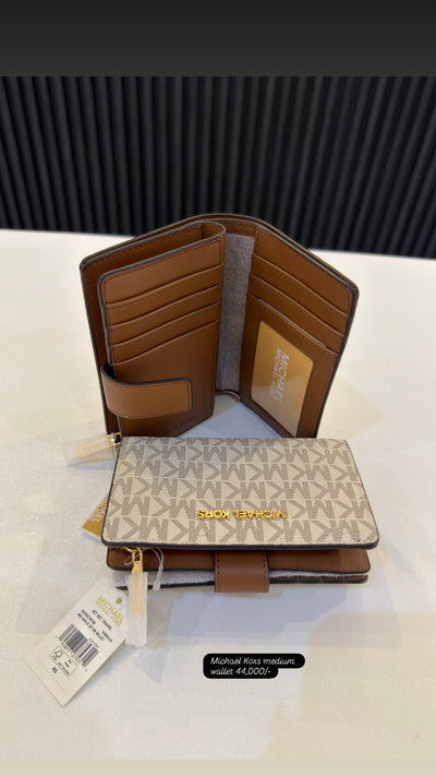 Michael Kors Medium Signature Logo Wallet