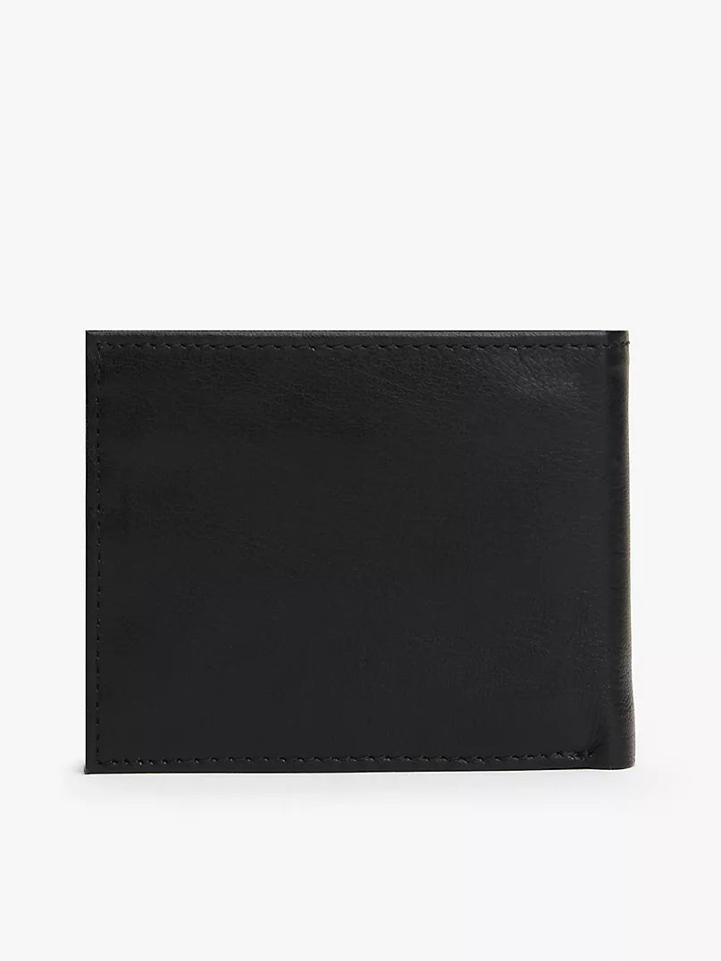 Tommy Hilfiger Pebbled Leather Bifold Wallet