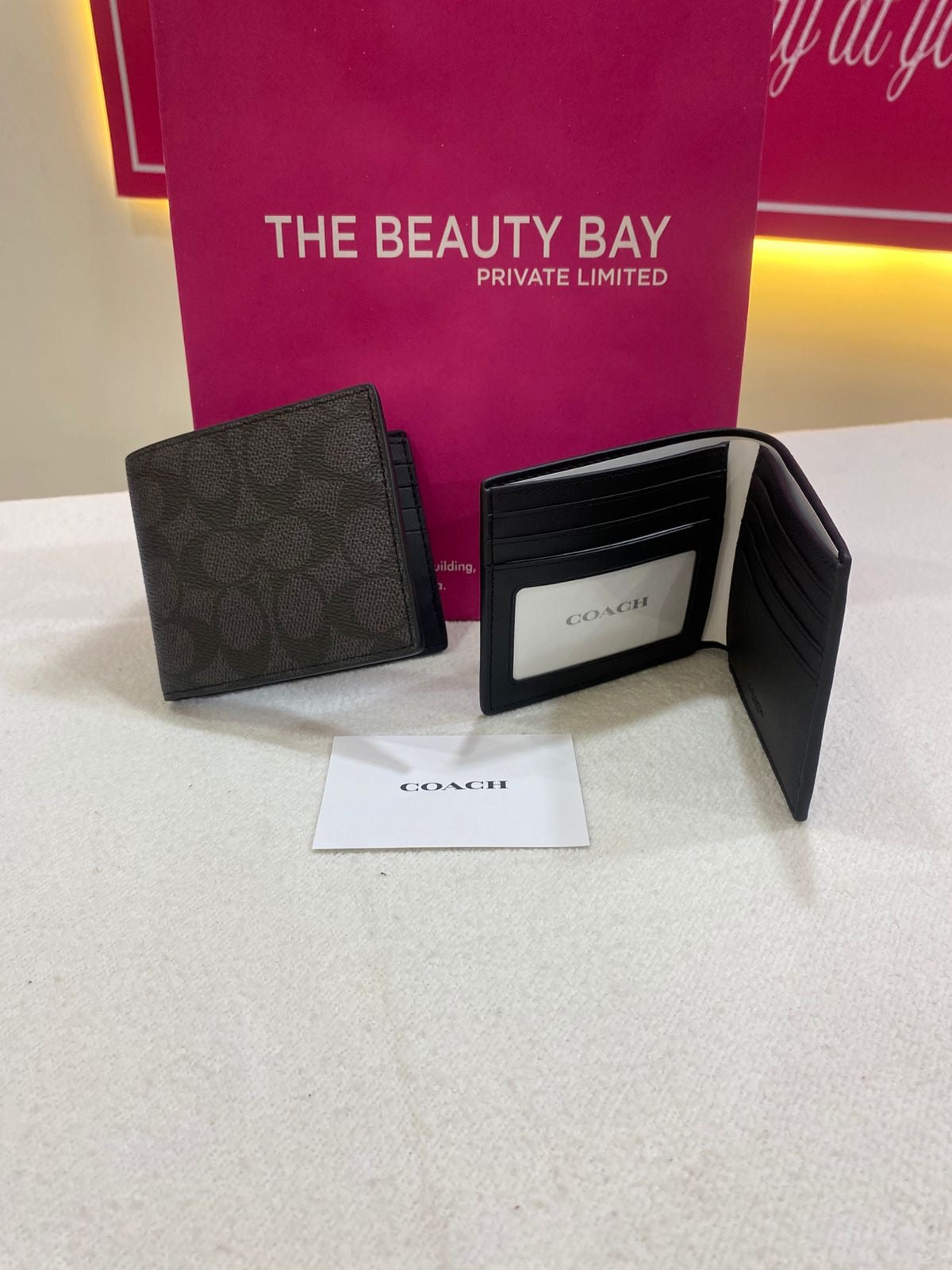 Coach Id Billfold Wallet In Signature Canvas